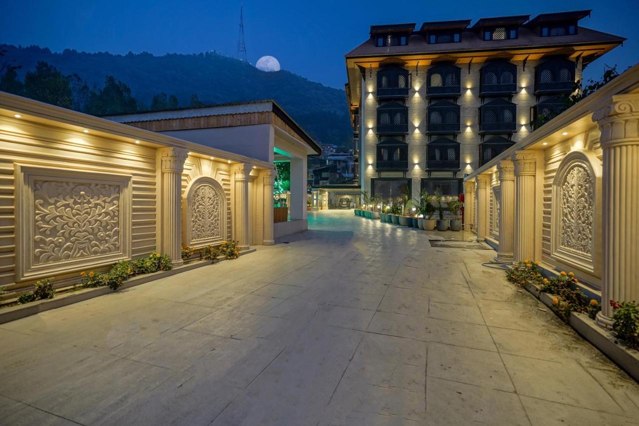 Hotel Snowland, Srinagar Kültér fotó