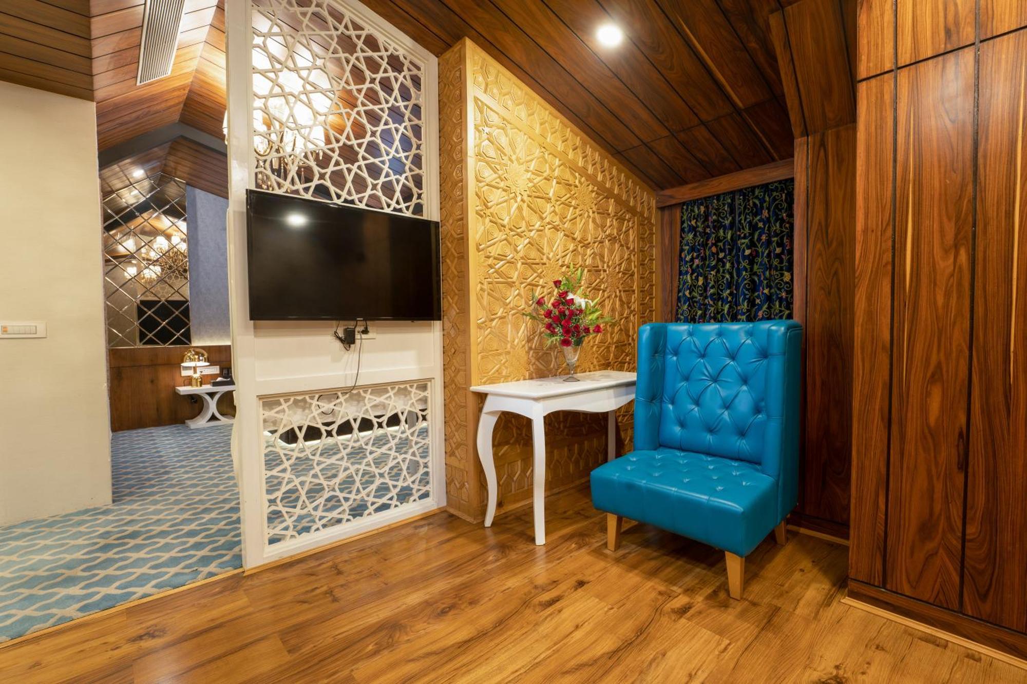 Hotel Snowland, Srinagar Kültér fotó