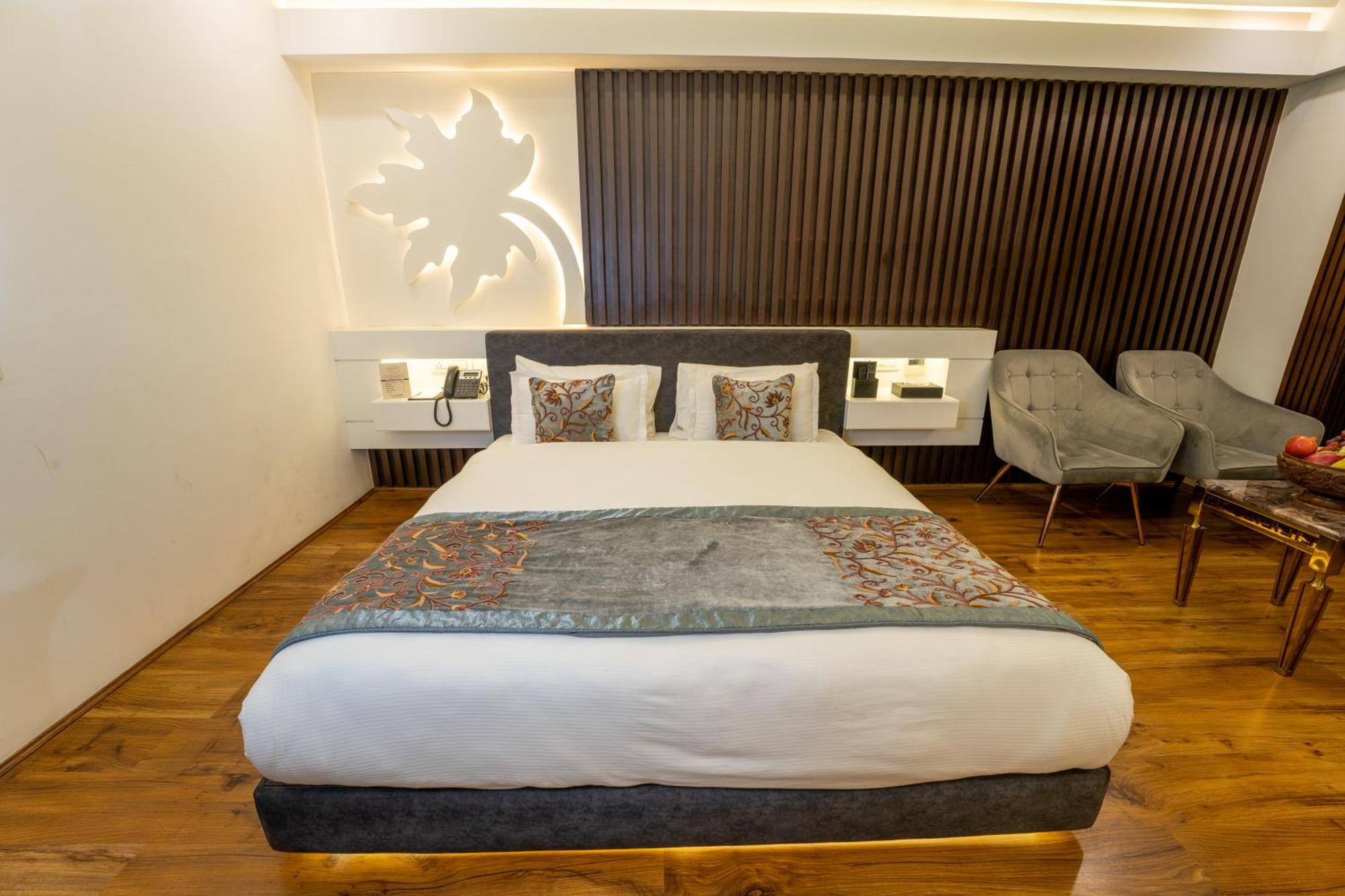Hotel Snowland, Srinagar Kültér fotó
