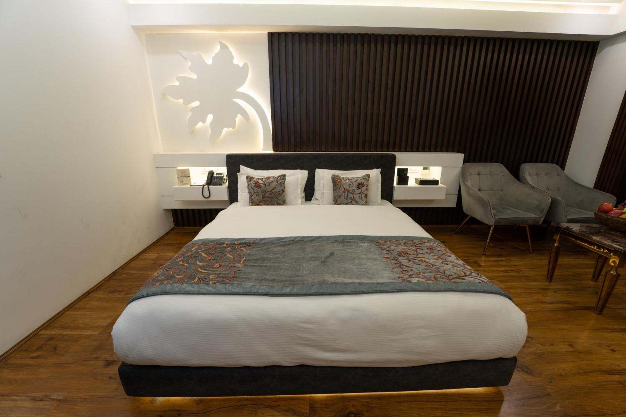 Hotel Snowland, Srinagar Kültér fotó
