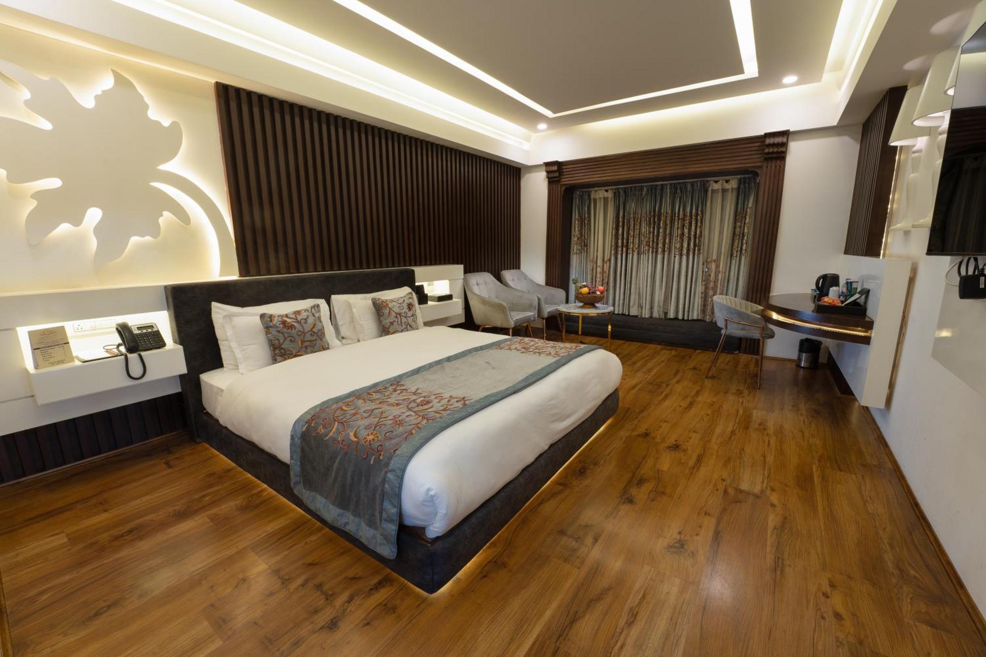 Hotel Snowland, Srinagar Kültér fotó