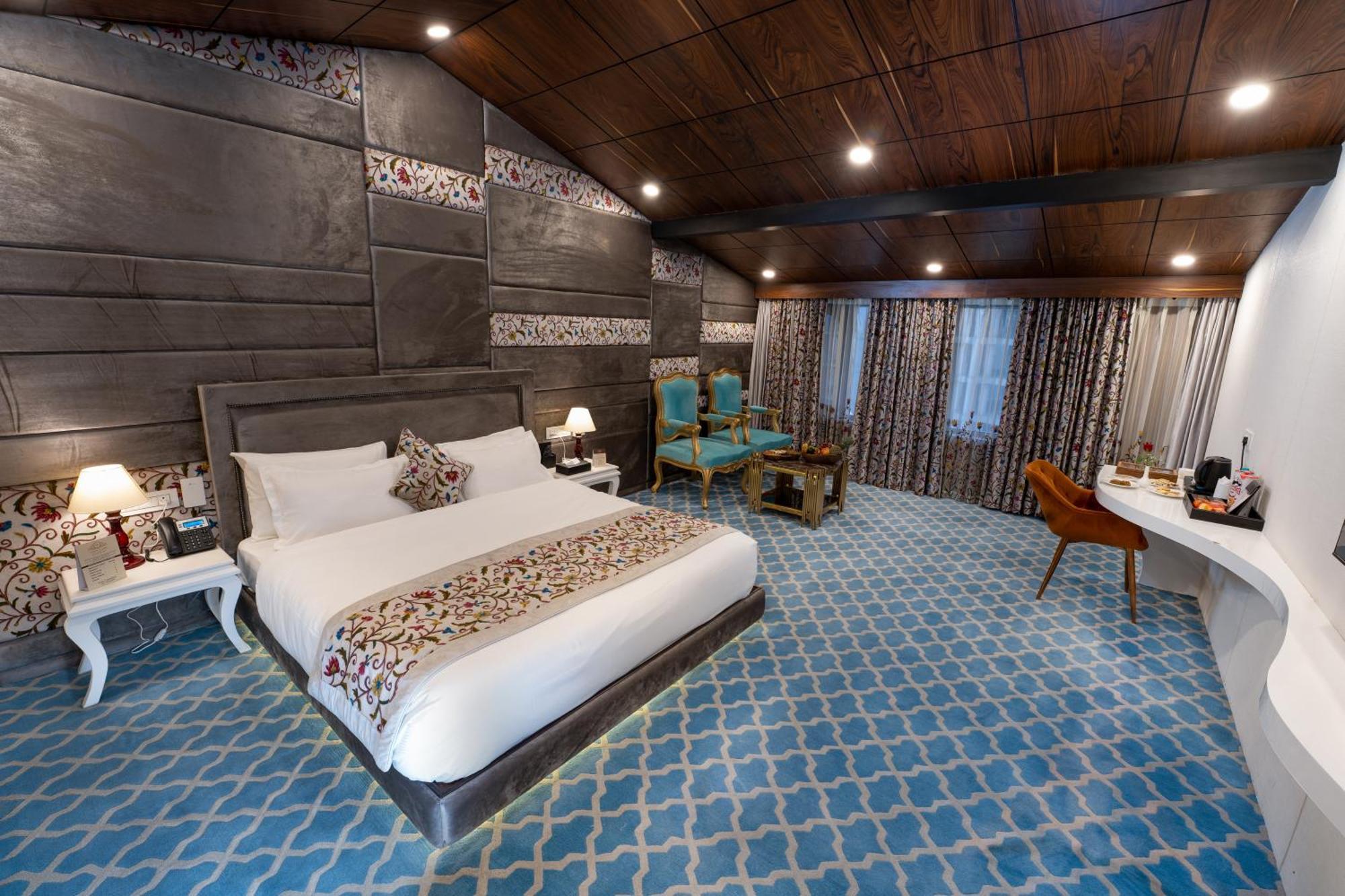 Hotel Snowland, Srinagar Kültér fotó