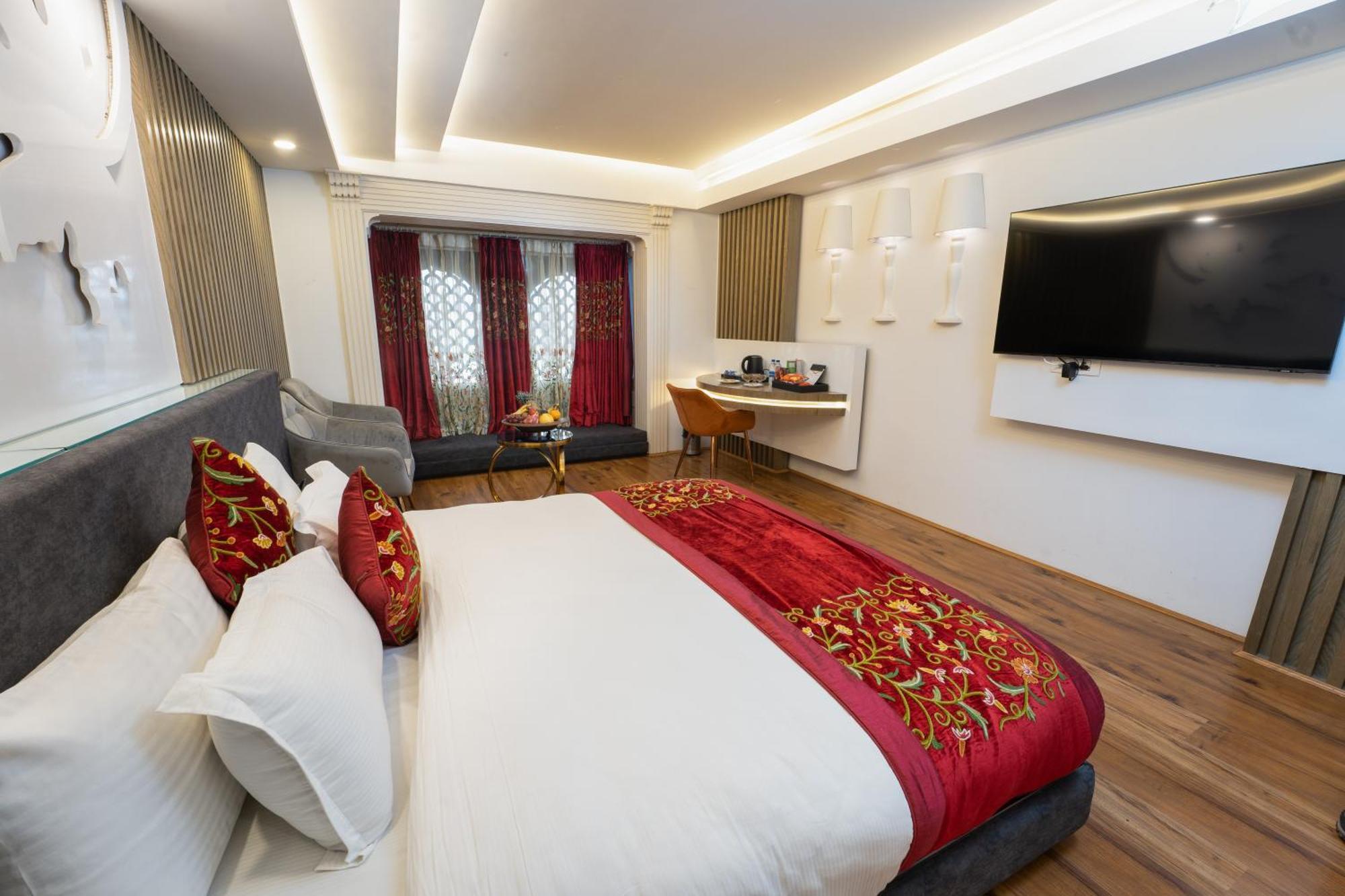Hotel Snowland, Srinagar Kültér fotó